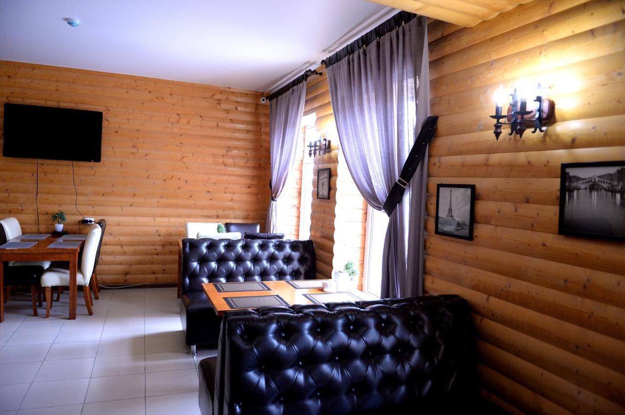 Pride Hotel Taraz Exterior foto