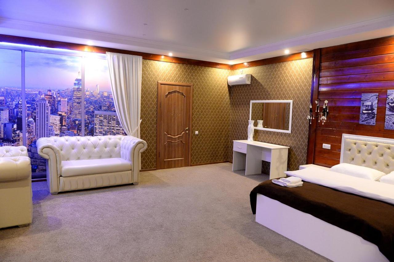 Pride Hotel Taraz Habitación foto