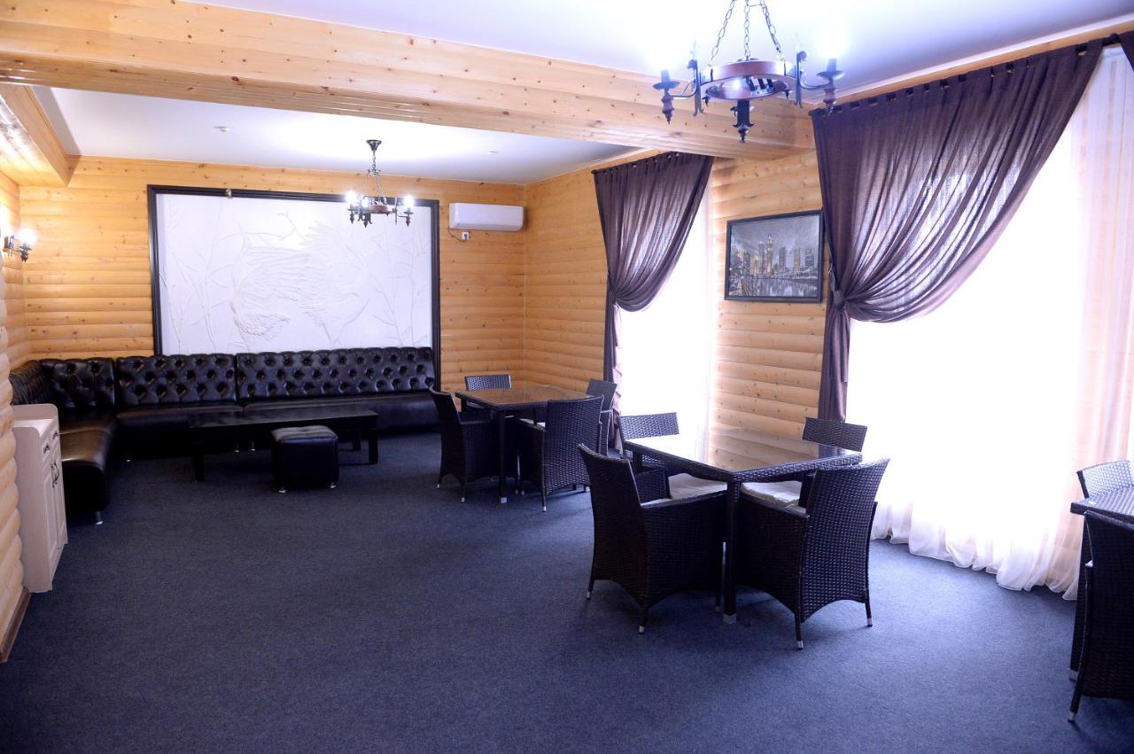 Pride Hotel Taraz Exterior foto